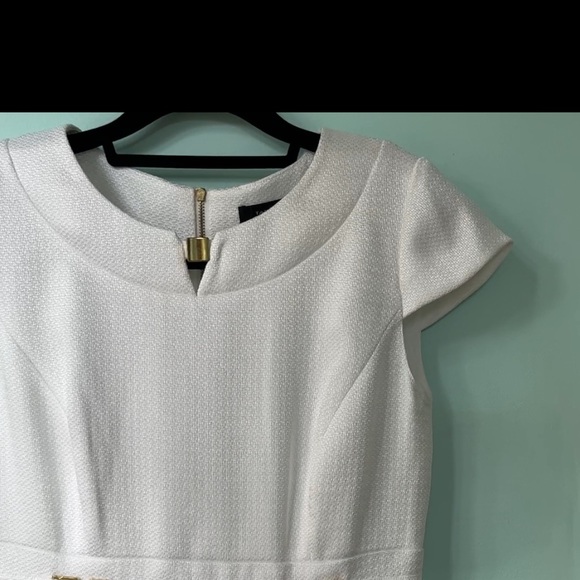 Tahari Authur S.Levine White Dress Gold Details Cap Sleeve 10 - Picture 6 of 13